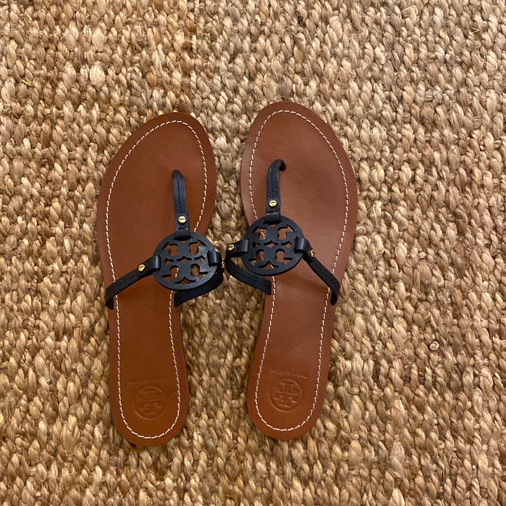 Tory Burch flip flops / sandals